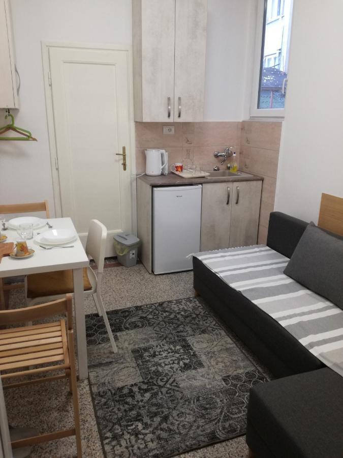 Mini Studio - One Traveler Apartment Beograd Ngoại thất bức ảnh